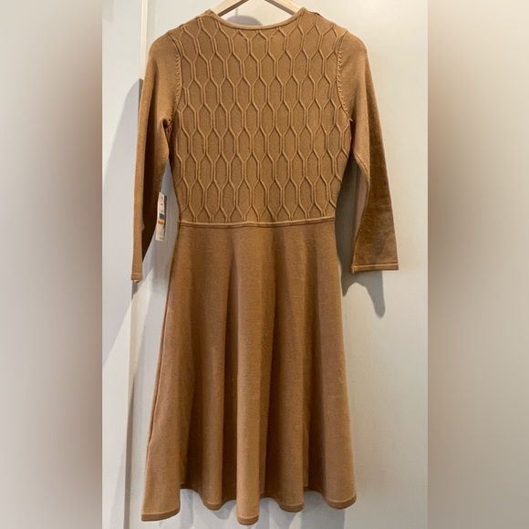 Jessica H. Tan Knit Dress - Picture 7 of 8